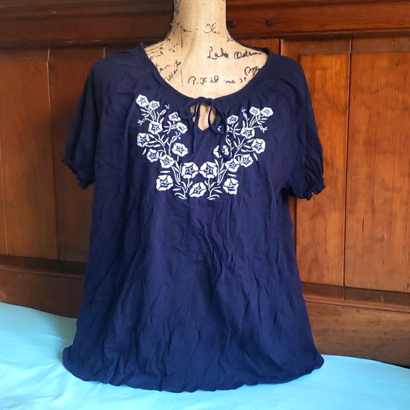 Tommy Hilfiger Tops - Tommy Hilfiger navy floral